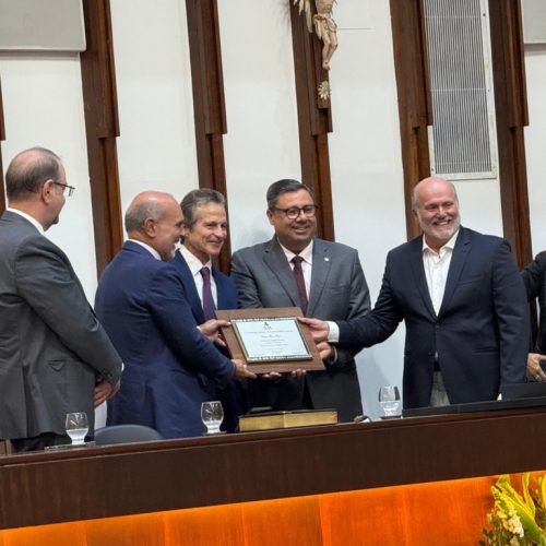 Empresário Renato Rique recebe Título de Cidadão Baiano