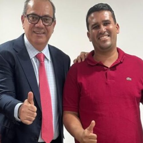 Deputado Penalva se reúne com Carlos Muniz e outras lideranças para tratar de demandas da população